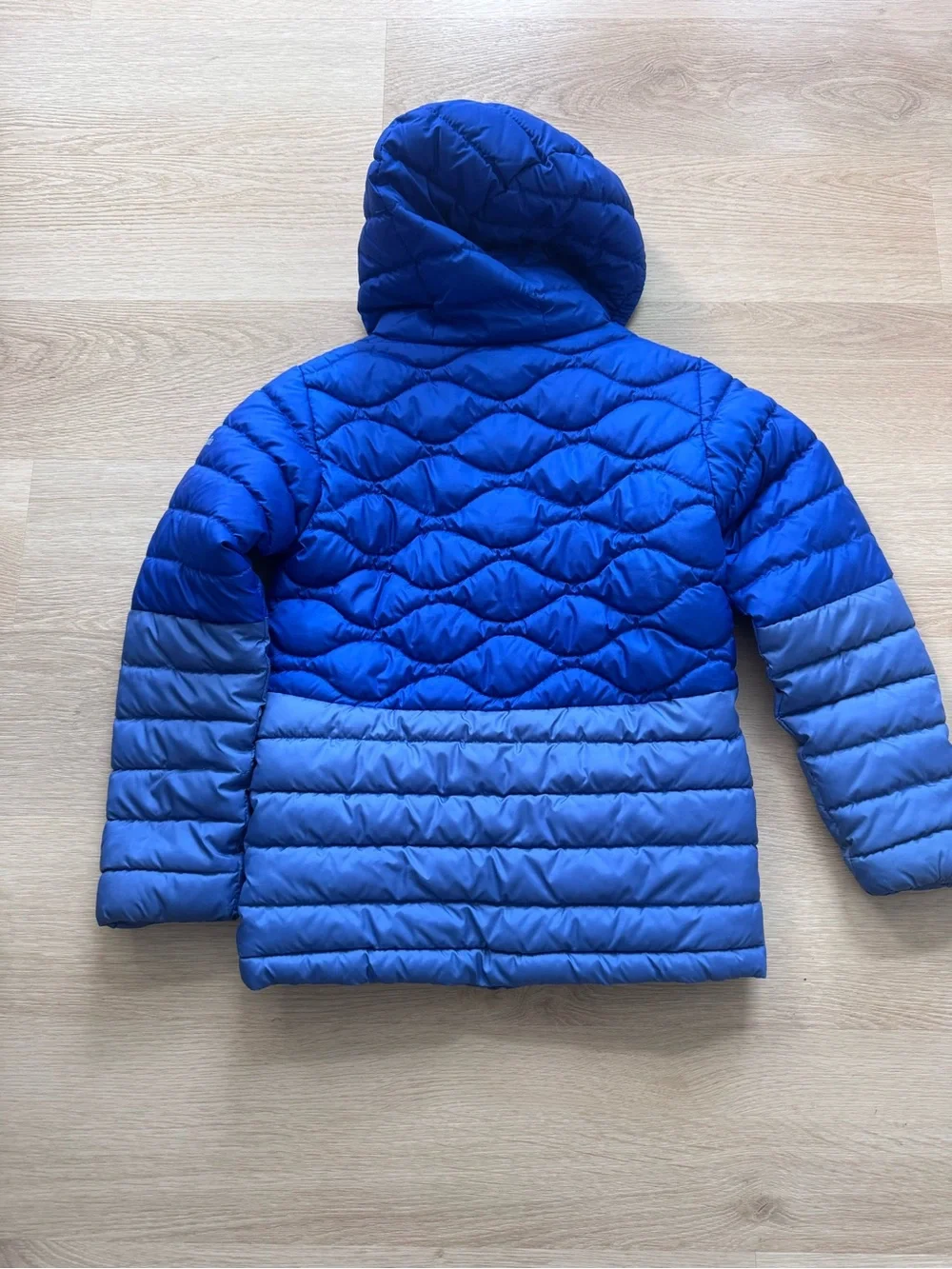 Columbia Kids Two-Tone Blue Hooded Puffer Jacket - Size 7/8